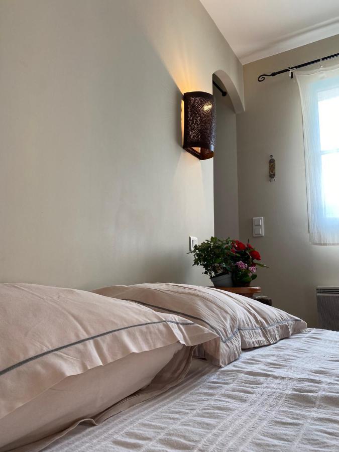 Chambre D'Hotes Le Jardin Des Cigales Bed & Breakfast Aubignan Bagian luar foto