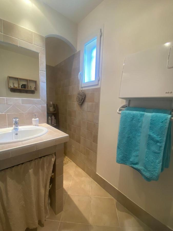 Chambre D'Hotes Le Jardin Des Cigales Bed & Breakfast Aubignan Bagian luar foto